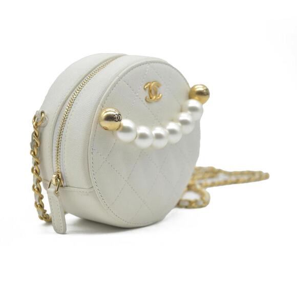 Chanel Lambskin Quilted Pearl Round Clutch With Chain 2020 - Picture 12 of 15